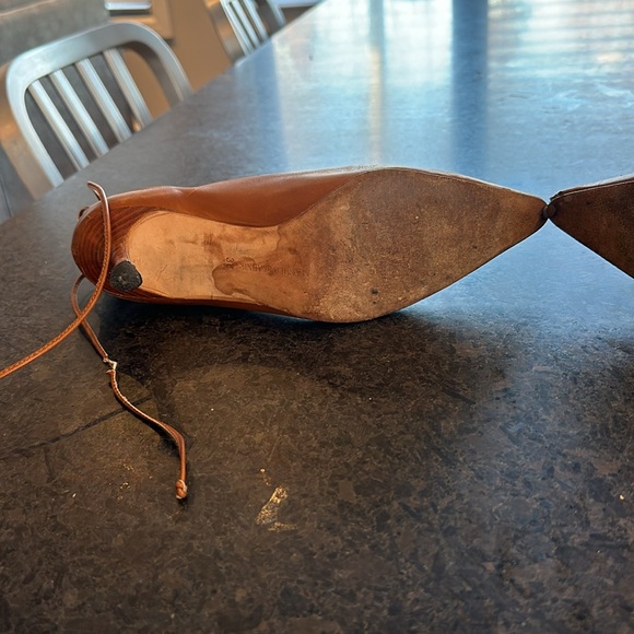 Manolo Blanik ankle booties size 38 - Picture 4 of 7